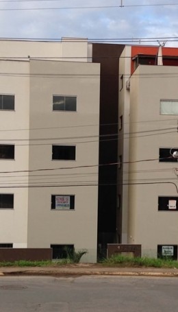 CONDOMÍNIO MONTE CARLO